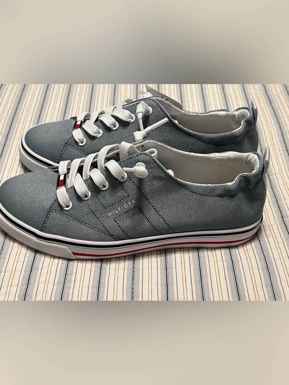 NWT- Tommy Hilfiger Light Blue  Low-Top Sneakers True to size